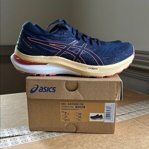 Asics Gel-Kayano 29 Navy with Coral Highlights